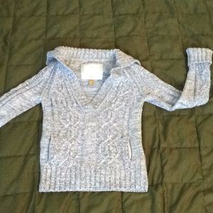American Eagle Outfitters sweater